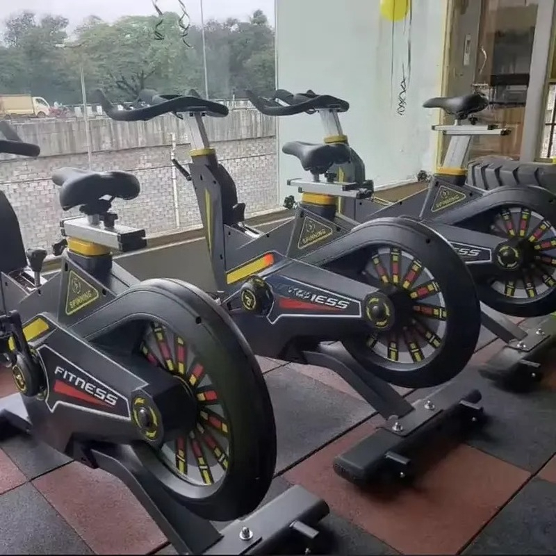 จักรยานปั่นออกกำลังกายในร่มแบบ - Home Gym Workout Equipment บทวิจารณ์และราคา
